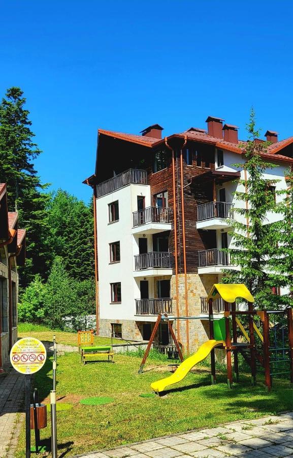 The Green Apartment Borovets Exteriör bild