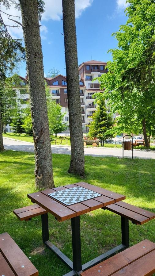 The Green Apartment Borovets Exteriör bild